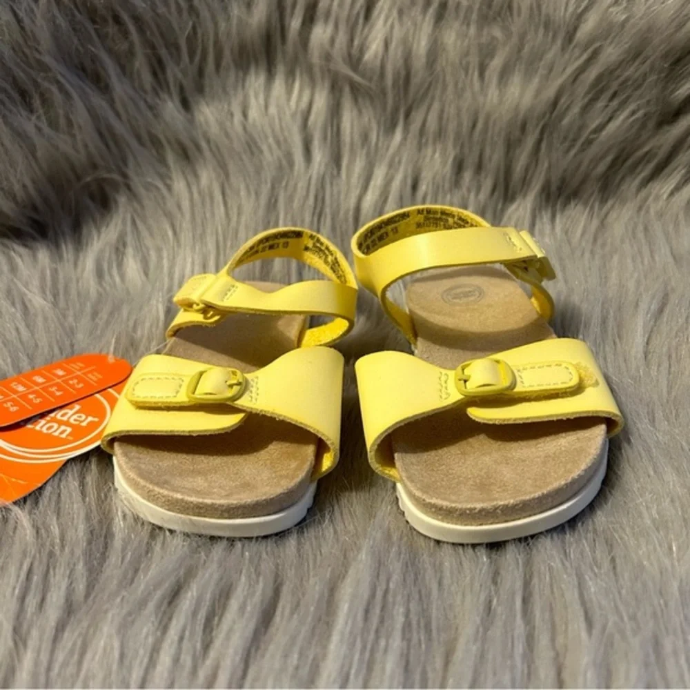 Wonder Nation Yellow Sandals Baby Girls Size 6‎ Adjustable Lightweight Shoes